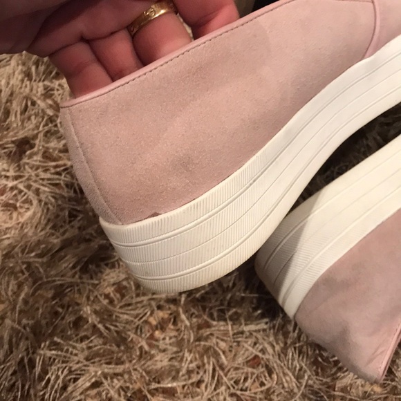 Steve Madden ‘Buhba’ Suede Slip On Sneakers - Picture 5 of 6